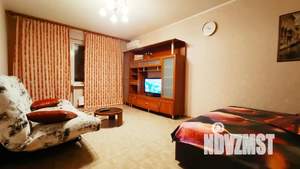 1-к квартира, посуточно, 38м2, 7/15 этаж