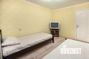 2-к квартира, посуточно, 45м2, 1/1 этаж