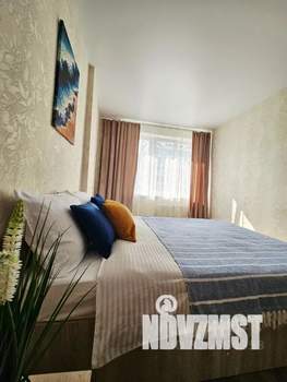 1-к квартира, посуточно, 37м2, 7/10 этаж