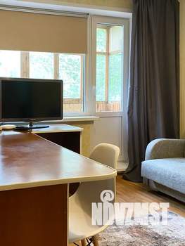 1-к квартира, посуточно, 36м2, 2/9 этаж