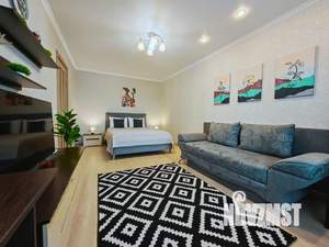 1-к квартира, посуточно, 34м2, 8/9 этаж