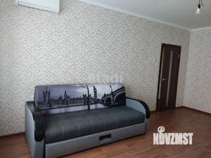 2-к квартира, вторичка, 61м2, 9/17 этаж
