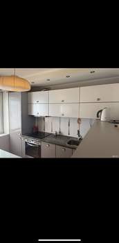2-к квартира, вторичка, 50м2, 3/8 этаж