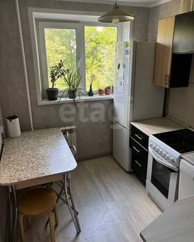 2-к квартира, вторичка, 47м2, 3/5 этаж