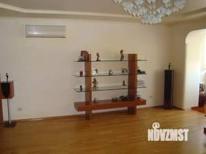 4-к квартира, вторичка, 143м2, 12/14 этаж