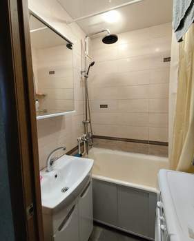 2-к квартира, вторичка, 47м2, 3/5 этаж