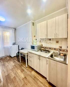 Студия квартира, вторичка, 18м2, 1/5 этаж