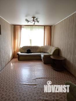 3-к квартира, вторичка, 65м2, 6/9 этаж
