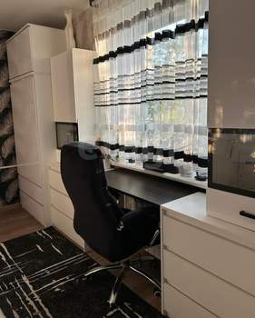 4-к квартира, вторичка, 62м2, 5/5 этаж