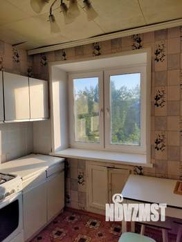 4-к квартира, вторичка, 62м2, 5/5 этаж