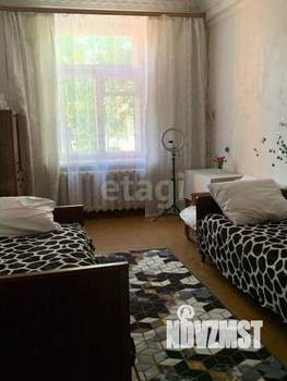 2-к квартира, вторичка, 61м2, 1/3 этаж