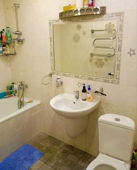 2-к квартира, вторичка, 56м2, 1/10 этаж