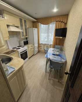 3-к квартира, вторичка, 68м2, 1/9 этаж