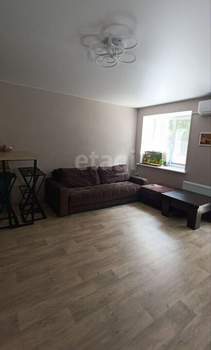 2-к квартира, вторичка, 68м2, 1/10 этаж