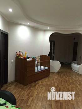 3-к квартира, вторичка, 101м2, 2/10 этаж
