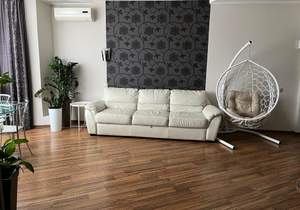 4-к квартира, вторичка, 98м2, 10/10 этаж