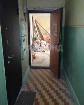 2-к квартира, вторичка, 57м2, 1/9 этаж