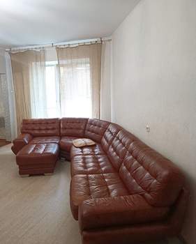 3-к квартира, вторичка, 101м2, 2/18 этаж