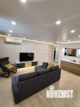 3-к квартира, вторичка, 74м2, 5/18 этаж