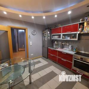 4-к квартира, вторичка, 150м2, 12/15 этаж