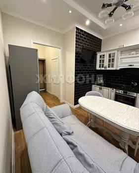 2-к квартира, вторичка, 54м2, 1/3 этаж