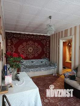 2-к квартира, вторичка, 43м2, 1/4 этаж