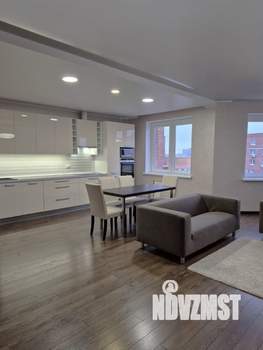 3-к квартира, вторичка, 102м2, 10/10 этаж