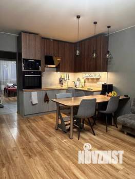 3-к квартира, вторичка, 82м2, 9/9 этаж