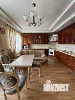 4-к квартира, вторичка, 171м2, 4/4 этаж