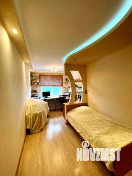 4-к квартира, вторичка, 77м2, 5/5 этаж