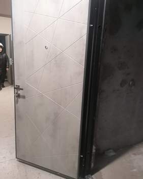 3-к квартира, сданный дом, 86м2, 1/9 этаж