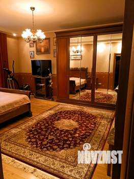 3-к квартира, вторичка, 104м2, 2/5 этаж