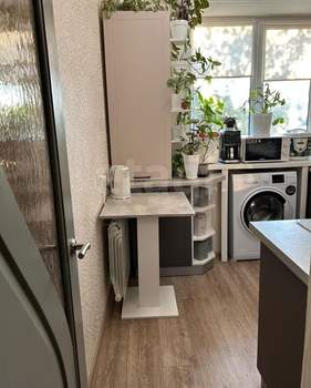 4-к квартира, вторичка, 62м2, 5/5 этаж