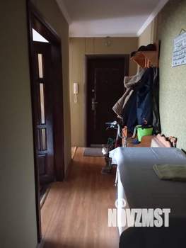 3-к квартира, вторичка, 65м2, 1/10 этаж