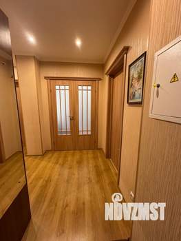 2-к квартира, вторичка, 63м2, 2/18 этаж