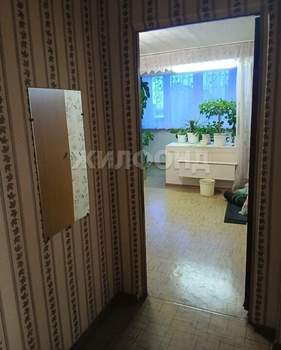 3-к квартира, вторичка, 64м2, 9/9 этаж