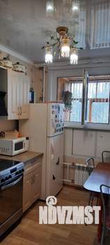 3-к квартира, вторичка, 64м2, 7/16 этаж