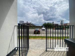 2-к квартира, вторичка, 68м2, 1/3 этаж