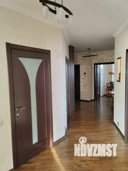 3-к квартира, вторичка, 150м2, 4/4 этаж