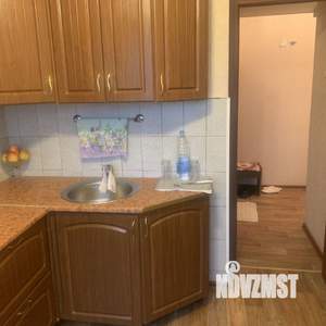 3-к квартира, вторичка, 63м2, 8/9 этаж