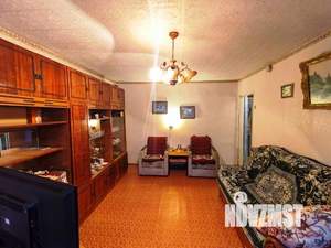 3-к квартира, вторичка, 55м2, 1/2 этаж