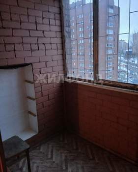 3-к квартира, вторичка, 64м2, 9/9 этаж