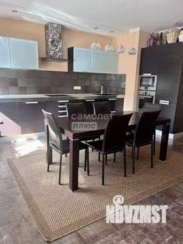 4-к квартира, вторичка, 148м2, 10/10 этаж