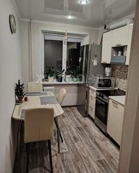 2-к квартира, вторичка, 43м2, 4/5 этаж