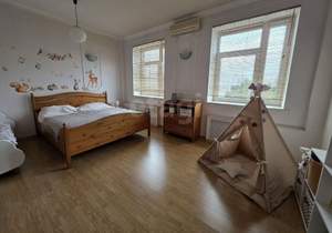 5-к квартира, вторичка, 192м2, 4/5 этаж
