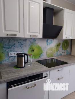 2-к квартира, вторичка, 60м2, 1/10 этаж