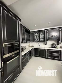 4-к квартира, вторичка, 133м2, 3/5 этаж