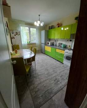 3-к квартира, вторичка, 60м2, 3/16 этаж