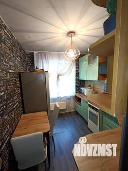 4-к квартира, вторичка, 80м2, 1/9 этаж