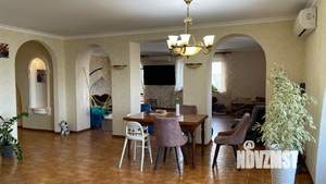 4-к квартира, вторичка, 260м2, 13/14 этаж